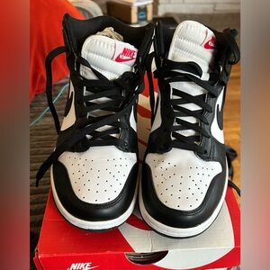 Nike Dunk High women’s size 7